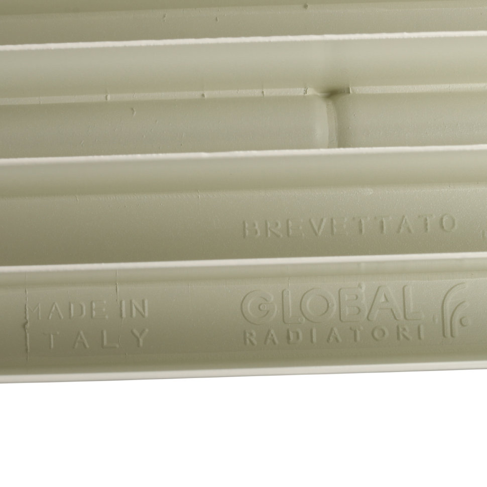 Global STYLE PLUS 350 8 секций радиатор биметаллический белый боковое подключение