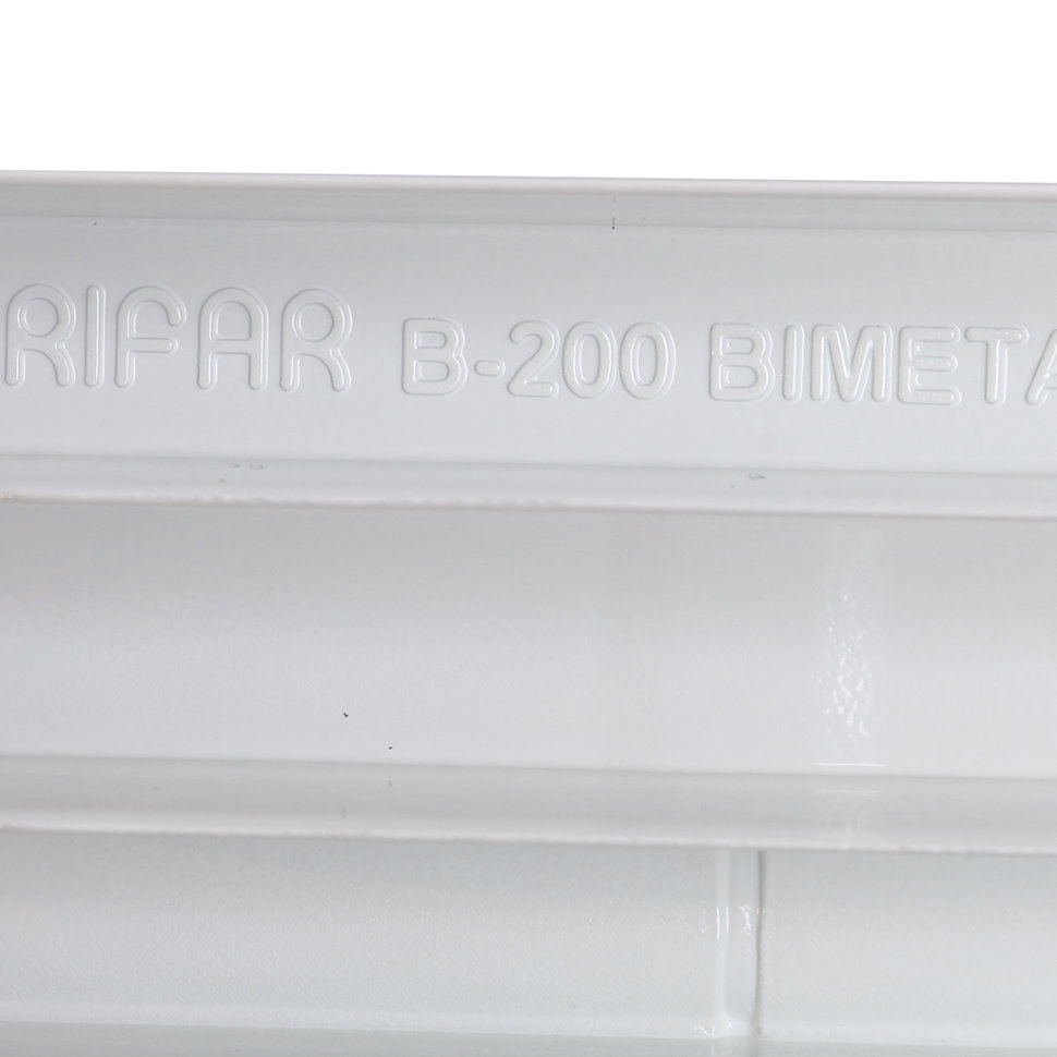 RIFAR BASE 200 10 секций радиатор биметаллический белый боковое подключение